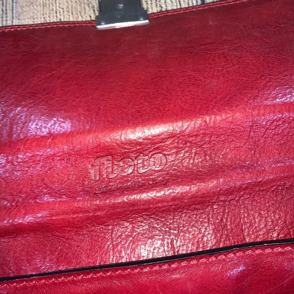 Floto | Milano Leather Briefcase in Tuscan Red - Picture 3 of 8